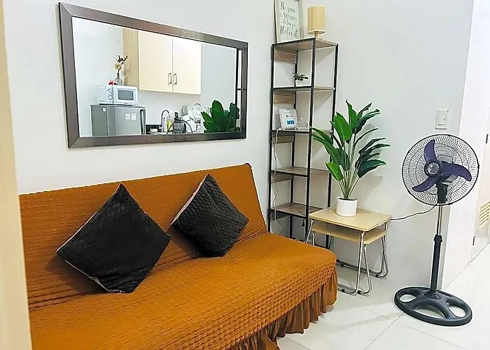 Mandaluyong 3*