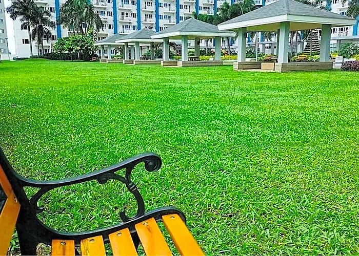 Mandaluyong 3*
